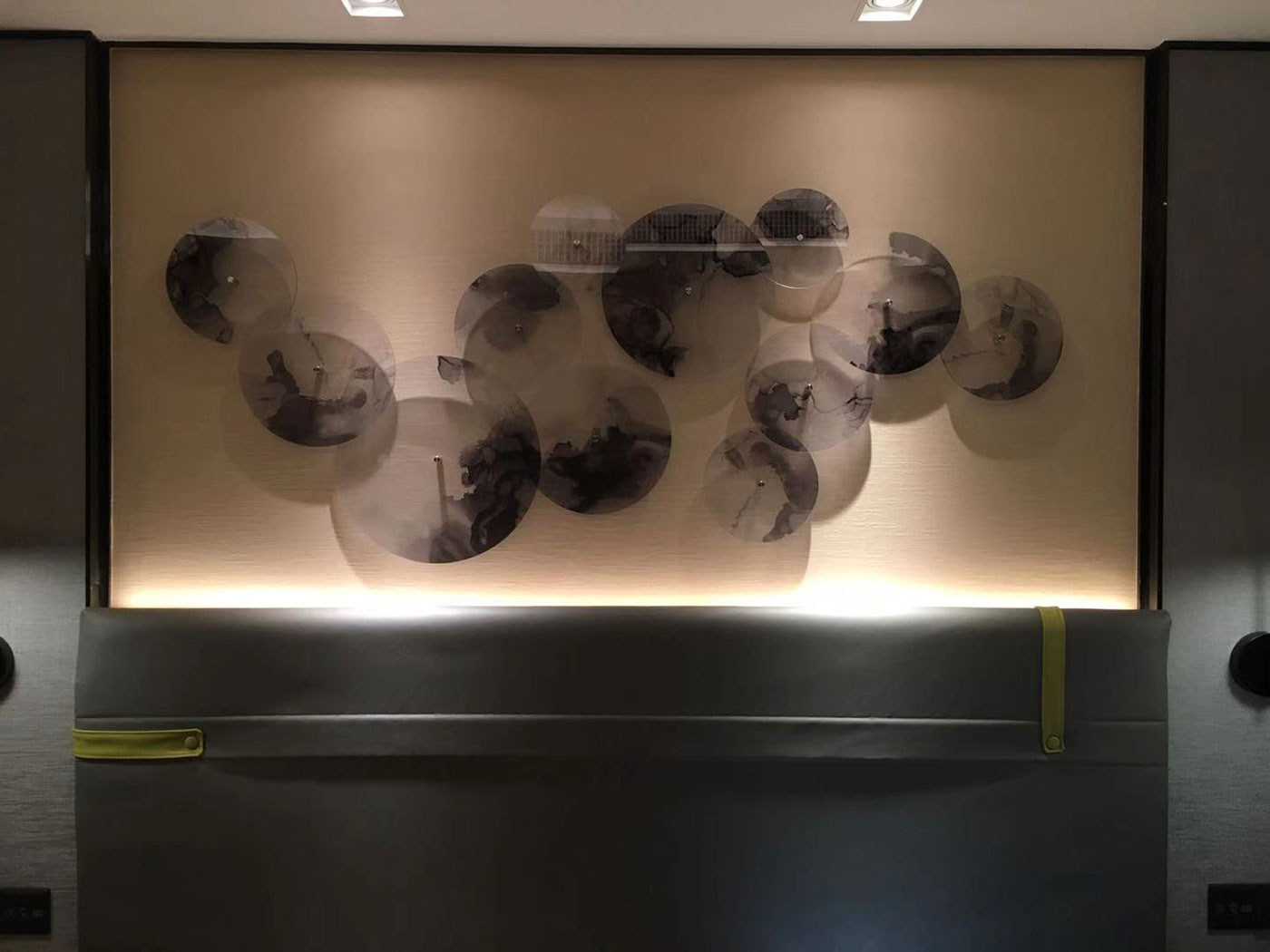 南(nán)湖(hú)酒店(diàn)